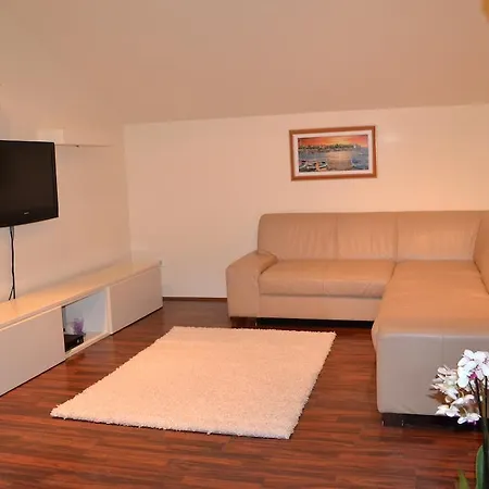 Апартаменты Danijela *